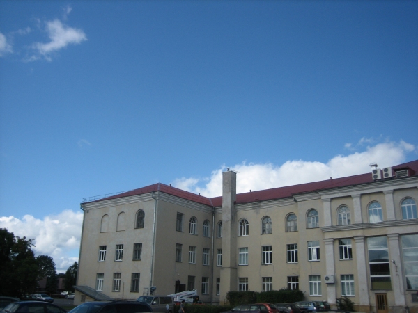 Saku püsijaam korstnal